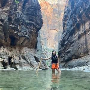 Meet your Posher, Kelly